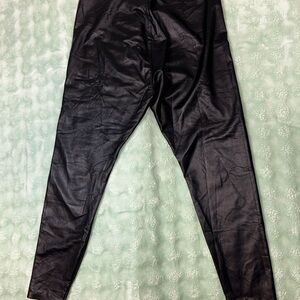 HUE Women's Black Liquid Leggings